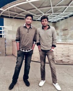 Vennela Kishore Instagram - Spine alligned..Stomach flexed..Breath held..Pic clicked..Rest Deleted

#EeMaathramDaanika