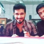 Vennela Kishore Instagram - That usual "nenu asalu frame lo unnana..unna crop chesestharu le" expression of mine when called out for a pic😀😀 #Mudra