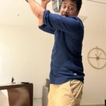 Vennela Kishore Instagram - DirecTHOR’s Narration mode is ON @rahulr_23 #iknewit