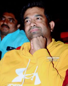 Vennela Kishore Instagram - When you keep track n lose track of the camera movement 🤪🤪