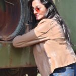 Vimala Raman Instagram - Art of camouflage 🤎💚😎 . . . #camouflage #hungary #budapest #colors #history #army #love #raw #spring #travel #travelgram #europe #telugucinema #tamilcinema #actor #actress #vimalaraman