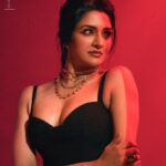 Vimala Raman Instagram - @vimraman 🔥 Shot by @prachuprashanth ✨ .. .. Styled by Thoorigaikabilan ✨ .. .. Makeup @makeupibrahim ✨ .. .. Hair @hairstylists_vijayaraghavan ✨ .. .. Shot at @vybn_studio ✨ .. .. #chennaifashion #chennaimodel #she #detail #gameoftones # #portraits #faceshots #prachuprashanth #prashunprashanth #prashunprashanthsridhar #chennaifashion #chennaimodel #she #experimentalfashion #pastels #tones #gameoftones #prashunprashanthsridhar #prashunprashanth #chennaifashionphotographer #chennaifashionphotography #chennaicommercialphotographer Chennai, India