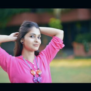 Vinitha Koshy Instagram - The world needs the real you - bright , flowing , open 🌸