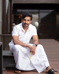 Vishnu Vishal Instagram - My game begins tomorrow.

📷 @kiransaphotography