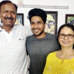 Vishnu Vishal Instagram - Happy 40th wedding anniversary mom n dad :)... 😘😘😍😍