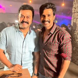 Vishnu Vishal Instagram - What an amazing actor and a great human being...❤️❤️
Its a wrap for @indrajith_s sir in #Mohandas..
Thank you sir for being such a great co actor....
Second schedule coming to and end in few days ..
❤️❤️

@vvstudioz 
@im_the_twist
@shravanthis 
@proyuvraaj