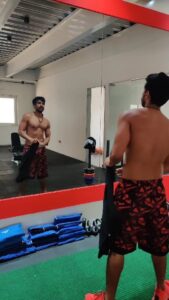 Vishnu Vishal Instagram - A day at @jwalaguttaacademy 🏸

Running, gym, training, badminton and some pep talk too.. 

@jwalagutta1