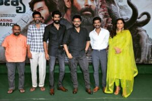 Vishnu Vishal Instagram - Pics from the #Aranya Pre-release event today..

Thank you @venkateshdaggubati garu, Sekhar Kammula garu and Sai Madhav Burra garu for gracing the event 🙏😊

#AranyaOnMarch26th @ranadaggubati @erosnow @jwalagutta1 @zyhssn