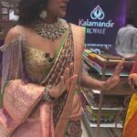 Vithika Sheru Instagram - Watch Wedding Collection at KALAMANDIR ROYALE @kalamandirroyale For any queries regarding sarees and prices, drop a message on WhatsApp number: 9456 9456 33 Jubilee Hills