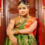 Vithika Sheru Instagram - Love This Look ❤️ Saree - @srikrishnasilk Location - @passionate_studios