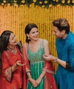 Vivek Dahiya Instagram - My personal PR, my defence attorney, my partner in crime, my mirror, my witness to the best and worst of me @riyadahiya_  has found her charming prince @raulzer0 and we are smiling with them. 
Please shower your love blessings on Riya & Rahul as they embark on a beautiful journey holding hands. 

#RRMehndiNight

My outfit @rachitkhannaofficial
Styled by @stylebysugandhasood