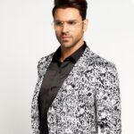 Vivek Dahiya Instagram - It’s amazing to bring to you the new collection of @donandjulio fashion fabric range . Ask for these designs and more in the premium fabrics store near you . There is a wide range of all suiting fabrics along with traditional pattens too… Hope you have fun while choosing yours as much fun we had bringing this to you !! Brand - @donandjulio Stylist - @stylebysugandhasood Photographer - @kvinayak11 location - @maximusstudiomumbai Agency - @maximus_collabs_ Make up - @sharukh_rocks902 Hair styling - @sunny_makeup_artist #localhero #HeroKiShadi #DnJ #DonAndJulio #Suiting #mensfashion #menswear #ethnic #indianwedding #bigfatindianwedding #shadi #incredibleindia #traditional #myfirstsuit