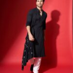 Vivek Dahiya Instagram - About last night. Styled by: @stylebysugandhasood × @teamsugandhasood Assisted by: @styleitupwithmicheala Outfit: @theblues.sehgalbros