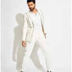 Vivek Dahiya Instagram - Suit boot mein aaya Kanhaiya band bajane ko! Outfit by : @diermeiss_by_the_dragon_lady Mumbai, Maharashtra
