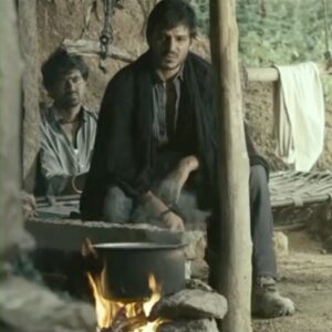 Vivek Oberoi Instagram - Seedhe log hamesha tedhe hi dikhte hai … 💯💯

Loved playing this intense and power-packed character #PratapRavi in @rgvzoomin directorial #Rakhtacharitra .. 
12 years to this cinematic wonder.. extremely grateful to all 🤗
మీ అందరిపై అభిమానంతో 🥰

@kichcha_sudeep @shatrugansinhaofficial @radhikaofficial #AbhimanyuSingh #KotiSrinivasaRao 
#Rakhtacharitra

#reels #reelsinstagram #reelsvideo #reelsindia