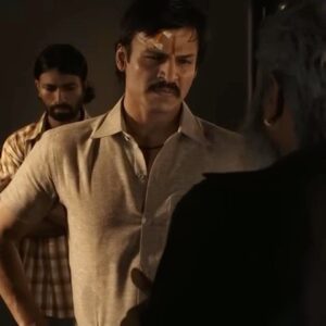Vivek Oberoi Instagram - “Baap mera, bhai mera, maa meri .... badla bhi mera hoga.”

It was an experience of a lifetime to play #PratapRavi in @rgvzoomin ’s #Rakhtacharitra.. Thank you for all the memories 💞

@kichchasudeepa @actorsuriya @shatrugansinhaofficial  @radhikaofficial @pillumani
#Rakhtacharitra2 #reels #reelsinstagram