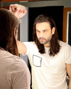 Vivian Dsena Instagram - To give up on the long hair after a year&half was really tough decision to make...But When My Fans chose Short Hair , Hesitation had No Place then...

#viviandsena
#transformationchallenge #longtoshortmakeover #shorthair #fanschoice  #fanslove #vdians