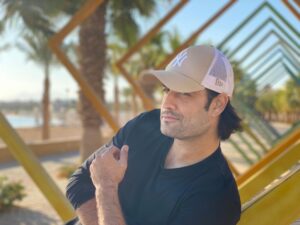 Vivian Dsena Instagram - Short Hair Again??!

#tb #shorthair #viviandsena #vdians