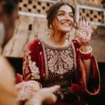 Wamiqa Gabbi Instagram – Mehndi Ni Mehndi
Aaj Ralkey Lavan ayia ne
Behna Te Parjayian
__
Indian actor & artist Wamiqa Gabbi (@wamiqagabbi) adorns our Sindoori Sitara kameez; paired with embroidered peshawari salwar in velvet Silk and a tulle Odhni. The bridal ensemble is hand-embellished with meticulous Gota Warq, Dori and zardosi with motifs inspired by a the cypress Tree of Life and peacocks.

U N V E I L I N G
𝐁𝐚𝐚𝐛𝐮𝐥 . बाबुल . ਬਾਬੁਲ
Leaving the Nest

𝐃𝐢𝐬𝐜𝐨𝐯𝐞𝐫 𝐭𝐡𝐞 𝐥𝐨𝐨𝐤 𝐨𝐧 𝐰𝐰𝐰.𝐭𝐨𝐫𝐚𝐧𝐢.𝐢𝐧 𝐚𝐧𝐝 𝐚𝐭 𝐨𝐮𝐫 𝐟𝐥𝐚𝐠𝐬𝐡𝐢𝐩 𝐬𝐭𝐨𝐫𝐞 𝐢𝐧 𝐊𝐡𝐚𝐧 𝐌𝐚𝐫𝐤𝐞𝐭, 𝐃𝐞𝐥𝐡𝐢.

#ToraniIndia #ToraniWeddings #Baabul