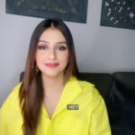 Aarti Chhabria Instagram - Finalllllllyyyyyyy!!!!!! 🎉🎊🥳 ab new year shuru hua… 😂🙈 Happy New Year everyone! Love you all. Thank you for your continuous support, love, attention and more.. Sharing a special poem by #robinsharma for you! ❤️ #poem #motivation #love #trendingreels #reels #poetry #aartichabria #fluorescent #shirt #wish #shoutout #victoriousmindpower #perfectsoulmateprogramme #straighthair
