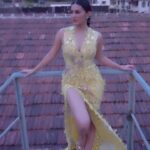 Amyra Dastur Instagram - Sunflower Vibes 🌻 . . . In @pankajandnidhi for the @pinkvilla Style Icons Awards 2023 💫 Styled by @malvika_tater Jewellery from @anmoljewellers Hair @hairloom_by_akanksha MUA @niyati_kothari Shot by @dieppj