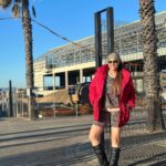 Anjum Fakih Instagram - Travelled many countries Enjoyed mountains & beachy sands… But none were so ecstatic and euphoric… You will know what I mean When you will touch the African land… . . . #southafrica #capetown #westerncape #khatronkekhiladi13 #kkk13 #kkk #fearfactor #anjumfakih @colorstv Cape Town, Western Cape