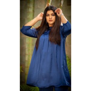 Aparna Balamurali Instagram - Wearing the beautiful outfit from @l_zaba 💙

Clicked by @_pixel.ninja_ 
MUAH by @themixandbrows_by_fathimajmal