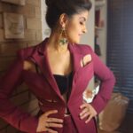 Archana Instagram - Coz On an awards night … make it look like it’s well earned 💯 . . . Outfit @worldofasra MUA @nits__20_hairmakeup1970 Jewellery @azotiique Styled @shobhanarangjewellery 🎥 @akshaysharma1 #events #host #hosting #liveevent #awardsnight #bollywood #ott #tv #actor