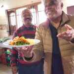 Ashish Vidyarthi Instagram - Yeh Khaana Hai Ya “Piece of Art”? 😍 Chicken Florentine Asmr Mukbang with @soumya.ghosh25 Watch full vlog on YouTube-Ashish Vidyarthi Actor Vlogs It’s a beautiful Siliguri morning aur aapka main tahe dil se swagat karta hoon, Siliguri ke iss naye episode mein. Aaj din ki shuruwat karenge terrace garden tour ke sath. The love and warmth with which they have nurtured this garden...Uff! Siliguri ki iss subah ne Delhi, Laxmi Nagar ki yaadein taza kar di. Siliguri ki meethi si thand mein hum nikal padenge “Lal Cha” yani red tea ki chuski lene. As a pleasant surprise, we meet an old pal that leaves me shocked! Housefull hai janaab aur hum sab taiyaar hai aaj ke special ka! (Title se toh pata chal hi gaya hoga aapko😋). Soumyajit aur unki poori family khaana khaane aur swadisht khaana banane ke shaukeen hai aur iss swaad ka humein aaj zaika milega. Soch kar hi muh mein paani aa gaya🤤 Yaha mahaul mein hi pyaar hai boss! Main aapko invite karta hoon iss pyaar bhare sheher mein. Aayiye, Khayiye aur Yaadein banaiye, mere sath, Siliguri ke iss khubsurat safar par. Alshukran dear Soumyajit aur aapke poore parivaar ka, Alshukran Bandhu, Alshukran Zindagi. #food #chickenflorentine #siliguri #reelitfeelit #reelkarofeelkaro #foodie #ashishvidyarthi #Soumyajitghosh #zerowattfilms #youtube #breakfast