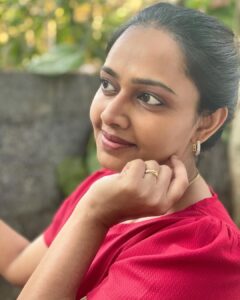 Divya Padmini Instagram - Red red❤️
