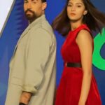 Erica Fernandes Instagram - What do you have to say about this onscreen jodi ? #reelsinstagram #reel #trends