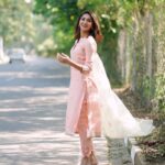 Erica Fernandes Instagram - What do you like to wear in Indian traditional wear ? 1. Saree 2. Suits
