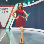 Erica Fernandes Instagram - Lady in Red. 💃#aboutlastnight #Ed #host #ericafernandes #ejf