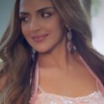 Esha Deol Instagram - 🧚‍♀️🧚‍♂️💗🌸💗🧚‍♂️🧚‍♀️ #esha #eshadeol #magazine #shoot #magazineshoot #fablook #pink #lehenga #pinklehenga #reels #reelsinstagram #reelitfeelit #explorepage #outfits #ootd #pinklook #photo #videooftheday #dabbooratnaniphotography #reelitfeelit #gratitude ♥️🧿 Gracing the June edition of @fablookmagazine Founder & Styled by @milliarora7777 @ankittt.chadda.official Outfit designer @labelarshisinghal Jewels @sonisapphire Photography @dabbooratnani Assisted by @manishadratnani Reels by @bea_nayak Post Production @dabbooratnanistudio Mua @ankitamanwanimakeupandhair Hair @fatima_dsouza Location partner @westinmumbaipowai Pr @hypenq_pr