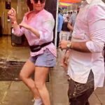 Esha Deol Instagram - Some Holi masti 🤩 Mast raho sab Happy Holi 🤗🧿♥️♥️ @bharattakhtani3 #holi #holifestival #happyholi #trending #trendingreels #husbandandwife #chill #eshadeol #family #gratitude♥️🧿
