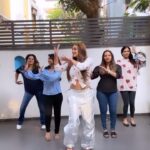 Esha Deol Instagram - Got my groove on 😍 with the girl squad ♥️♥️♥️♥️♥️ @tinadehal @ankitamanwanimakeupandhair @fatima_dsouza @bea_nayak #funonshoot #eshadeol #EDT #mygangmygirls #mygirls #wednesday #womensday #strongwomen #womencrew #strongerandbetter #ED #shootlife #funday #viral #reelitfeelit #reelsindia #trending #grattitude ♥️🧿