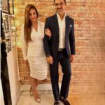 Esha Deol Instagram - ♥️♥️ #aboutlastnight @bharattakhtani3 Outfit- @emporioarmani Shoes- @maisonvalentino Jewellery- @tikamdasmotiramjewellers #weekend #saturdaynight #picoftheday #whitedress #sleek #husbandandwife #eshadeol #gratitude 🧿♥️