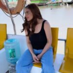 Esha Deol Instagram - Easy breezy ride from the jetty to my shoot location 😎 Earlier it it is 2 hours by road to get there but now this is the easiest way to zip in and out of mudh island. #shootlife #actorslife #location #jetty #jettyride #main #mainthefilm #shootinprogress #eshadeol #gratitude 🧿♥️