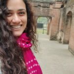 Girija Oak Instagram - This beautiful beautiful place called Lucknow ✨ Seen here are The Bada Imambara, Shahi Baoli, Chota Imambara, La Martiniere college and Jama Masjid, Lucknow