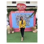 Hari Teja Instagram - U were born to be real .. not to be perfect😎 for today’s meet & greet of @slurrpfarm 💓 #bombay #slurrpfarm 🥰