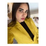 Hari Teja Instagram - U were born to be real .. not to be perfect😎 for today’s meet & greet of @slurrpfarm 💓 #bombay #slurrpfarm 🥰