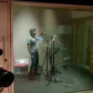 Harris Jayaraj Instagram - Golden moments spent with you on your last song with me. Love you, KK.