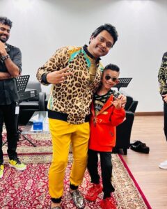 Harris Jayaraj Instagram - Thanks KL for another successful show HOH 3.0 tonight. Also I thank  my kutty fan Abu for your wishes after the show.