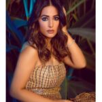 Hina Khan Instagram - 🤎 Face of the Month for: @facemag.in Publisher: @harshithundet Creative Director: @farrahkader Photographed by: @thebhupeshkalal Stylist: @sameerkatariya92 Makeup Artist: @kanika.world Hair Stylist: @dynamitepikachu Asst. MUAH: @kayceesbeauty_bykritika Asst Creative Director: @haaute Interview by: @tanishka.juneja Location: @hotel_saharastar Coordinated by: @volokal Artist Management: @stellaartalent Wardrobe Jewellery: @jawahriiofficial Outfit: @geishadesigns Sunglass: @bavincis.official Heels: @londonrag_in www.facemagazine.in #FaceMagazine