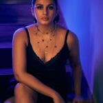 Huma Qureshi Instagram - Black Magic Woman 🖤 Dress - @zara Jewellery- @zariinjewelry Shoes - @aands_official Makeup - @ajayvrao721 Hair - @rakshandairanimakeupandhair Styled by - @who_wore_what_when Photography - @rohnpingalay
