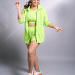Huma Qureshi Instagram - 💚 Current relationship status - In love with my coconut earrings 🥥 #Tarla #Promotions Styled by : @sanamratansi Assisted by : @nirikshapoojary_ @ankitha_chauhan @sr_styleco Coords set - @fancypantsofficial Earrings - @deepagurnani Rings : @misho_designs Photographer : @ayushguptaphoto Hair : @rakshandairanimakeupandhair Make up : @ajayvrao721 Nails : @itssoezi