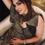 Isha Koppikar Instagram - Hit me with your best caption! ✨ #ootd #photoshoot #tbt #party #lookoftheday