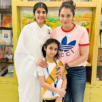 Isha Koppikar Instagram - Celebrated Children’s day in a different way this year. We met @bkshivani didi and it was an enlightening meeting. This children’s day, I plan to start teaching Rianna some important life and spirituality lessons and who better than Shivani didi to do so! #happychildrensday #childrensday #goals #shivanididi #lifelessons #spirituality #i❤️rianna #calmness #parenting #parentinglife #parenting101 Mumbai, Maharashtra