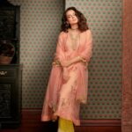 Kangana Ranaut Instagram - Very excited for the trailer launch tomorrow… Tiku weds Sheru on 23rd June Only on @primevideoin