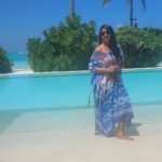 Kaniha Instagram - Having a peaceful much needed getaway at Maldives. Travel Partner @touronholidays thanksfor putting together this amazing stay @sunsiyamolhuveli #waterbabe #maldives #olhuveli #sunsiyam #beachbums Sun Siyam Olhuveli
